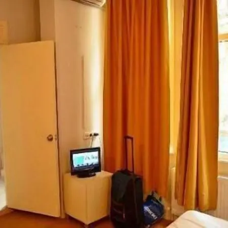 Budak Istambul