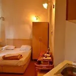 Budak Aparthotel 3*